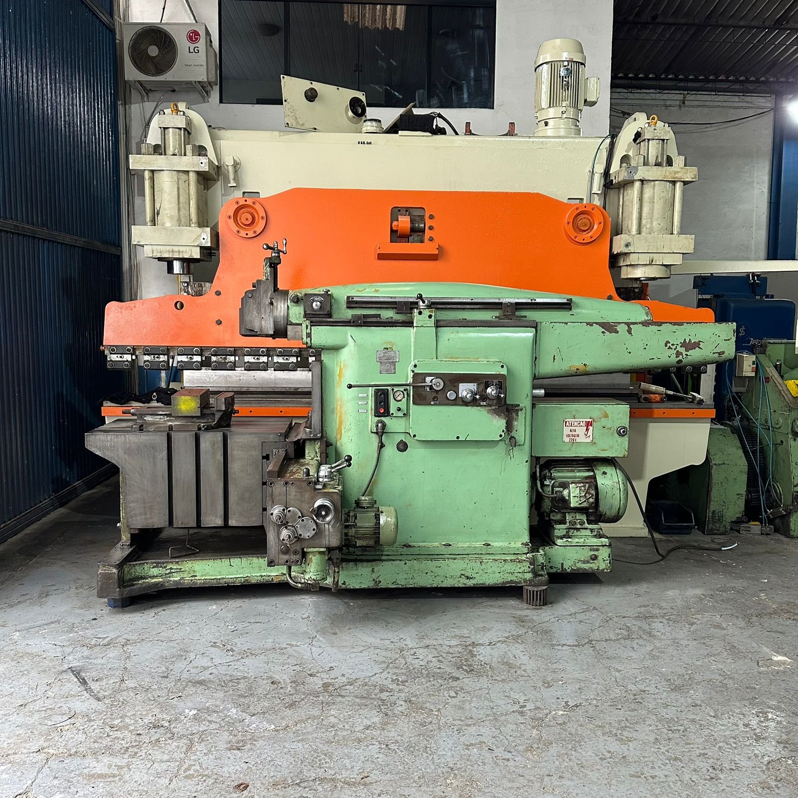 Plaina Limadora Hidráulica StamkoImport 1000mm