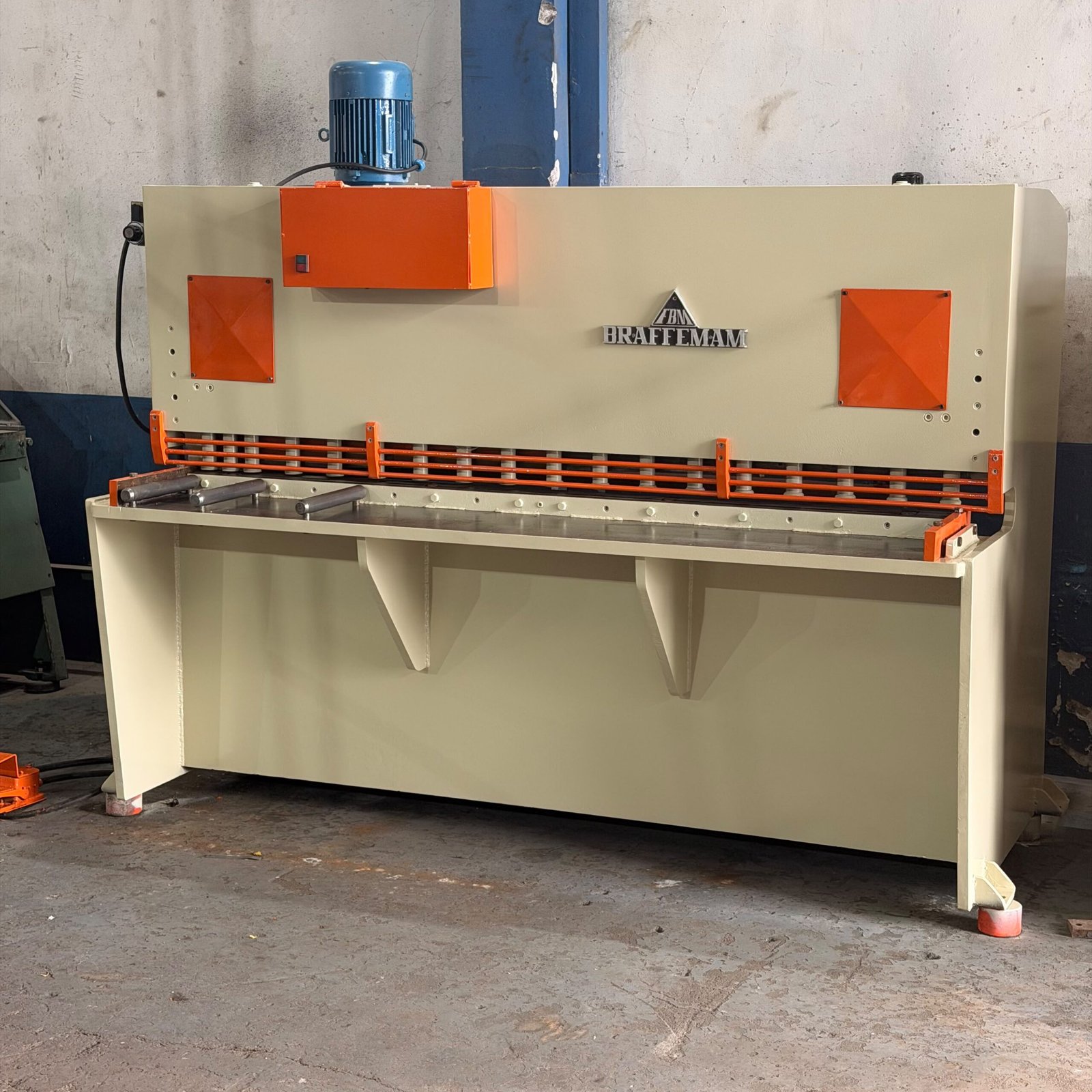 Guilhotina Hidráulica Braffemam GH-2035
